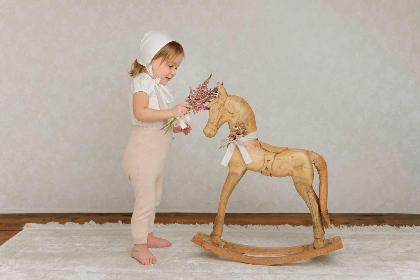 Peluche Bonnet with Cottons Sting