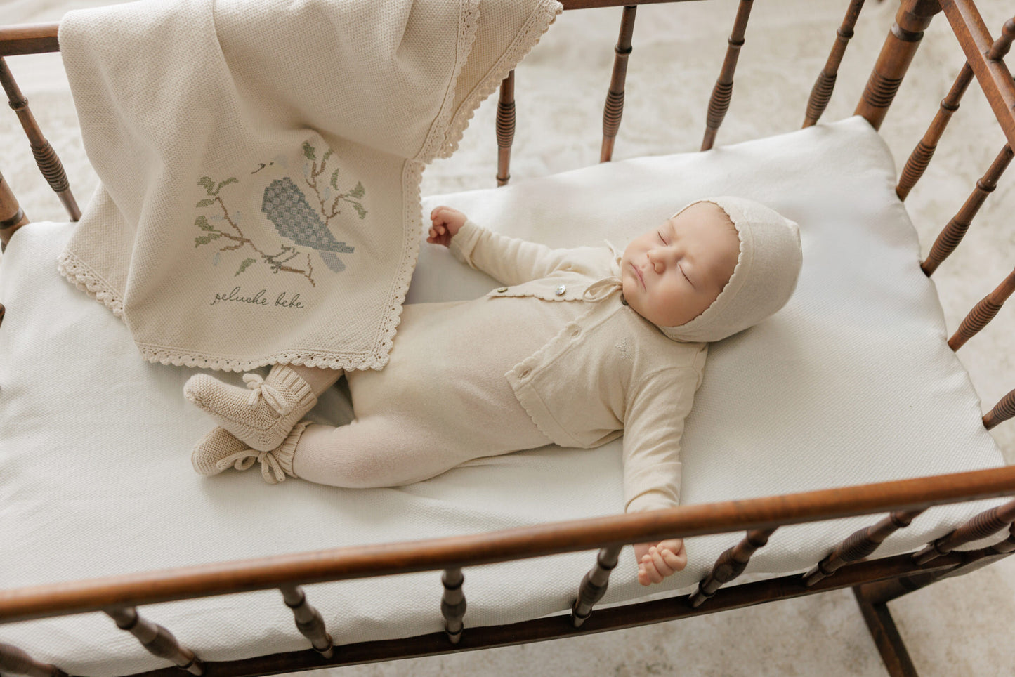 Peluche Birds Cross Stitch Knit Blanket & Bonnet