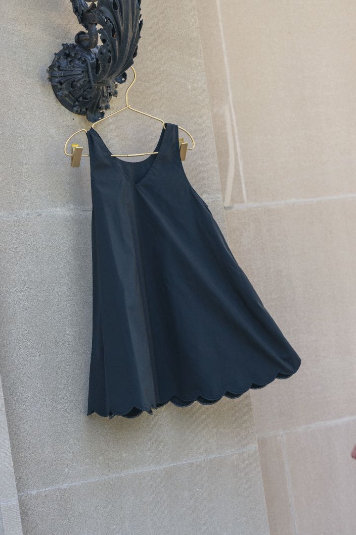 Taffeta Scallop Hem Jumper with Shirt - Black