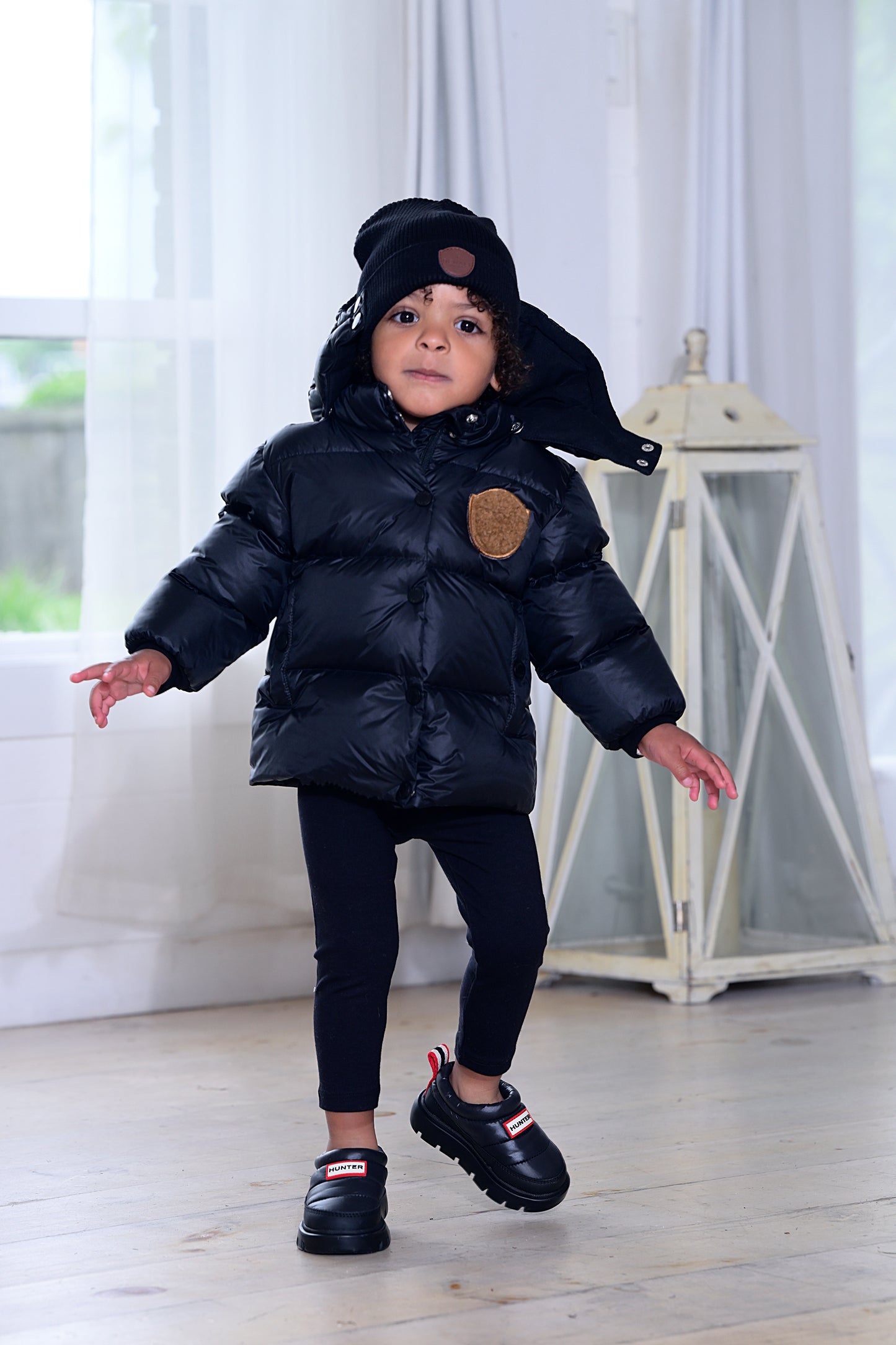 Jacket with Furry Patch - Black/Tan