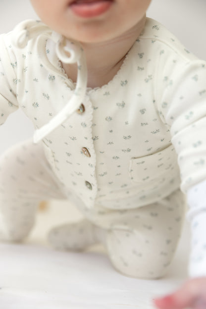B&D Floral Cardigan Outfit