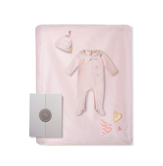 Gensami Jersey 3Pc Long Layette w Knitted Heart Patch + Free Bib