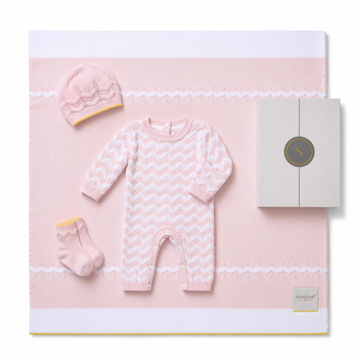 Gensami ZigZag-Stitch 4-Piece Long Romper Layette Set