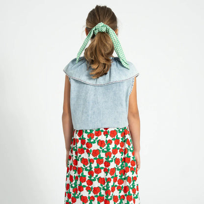 sleeveless Blouse w/ Collar